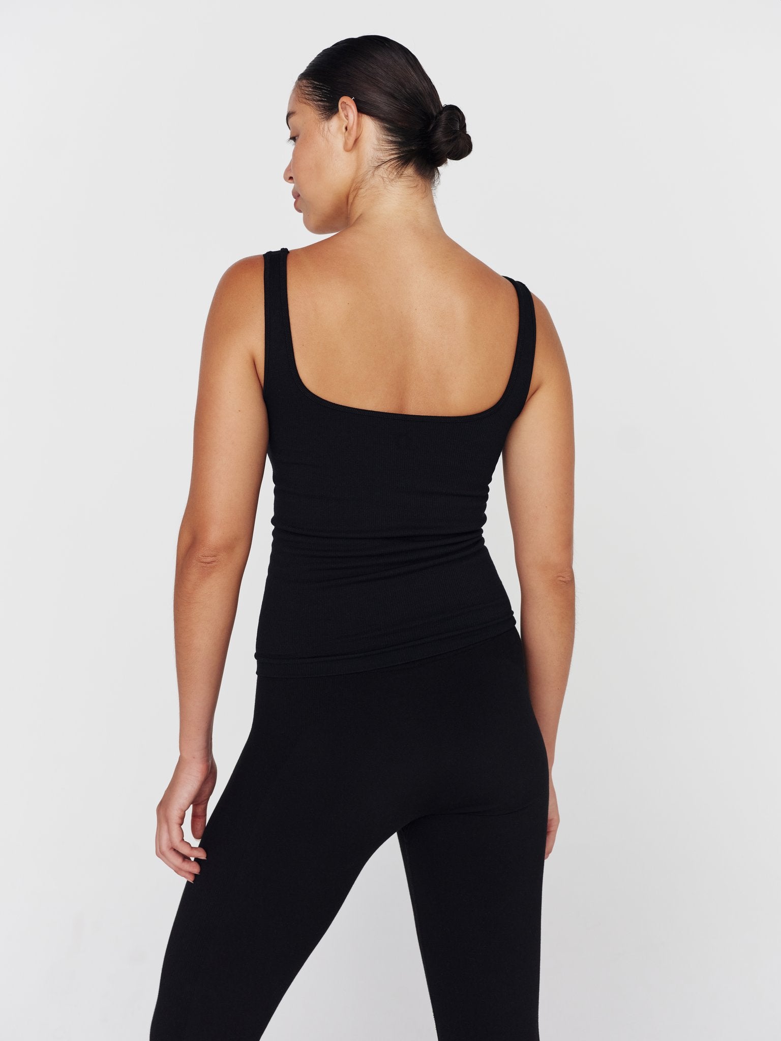 Core Tank Top - Black