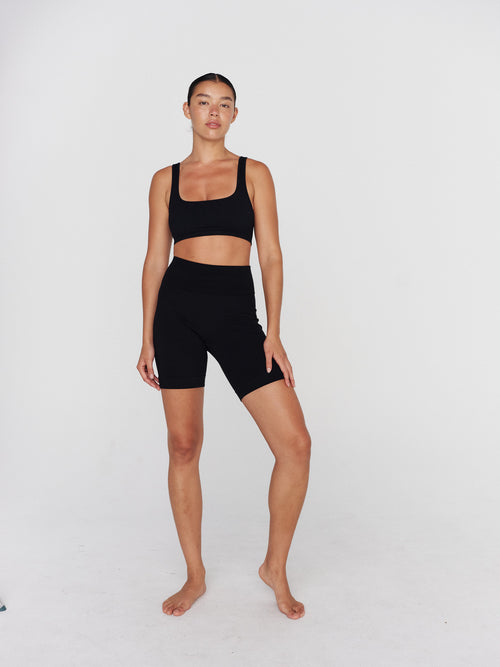 Base Shorts - Black